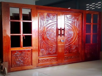 ประตูไม้แกะสลัก ร้อยเอ็ด - บริษัท เดอะเฮ้าส์ 168 กรุ๊ป จำกัด (เสลภูมิค้าไม้)